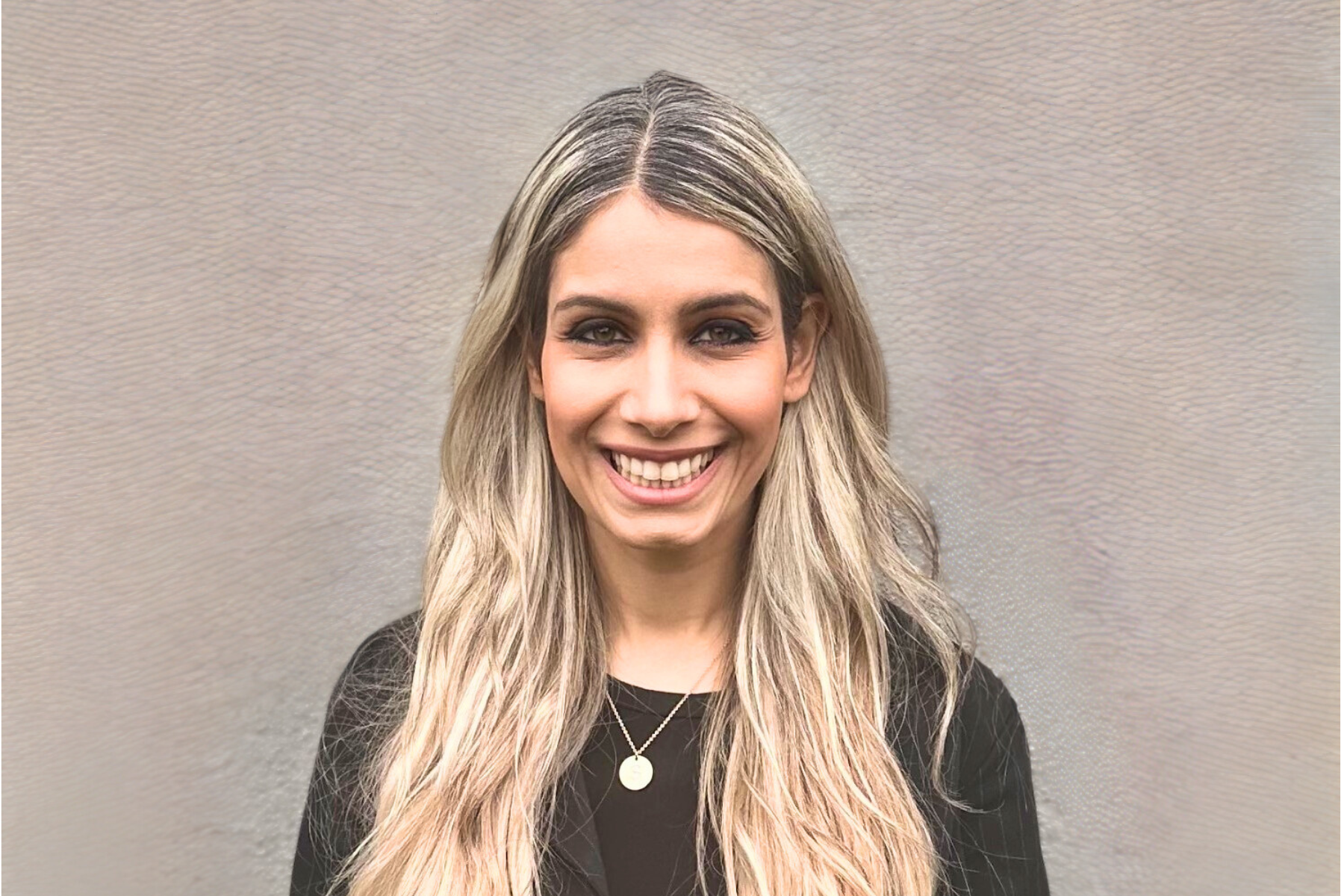 Amini, Sanaz – Profile Pic
